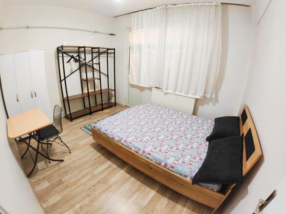 Apartment Affordable Private In A Shared Flat In Sisli *